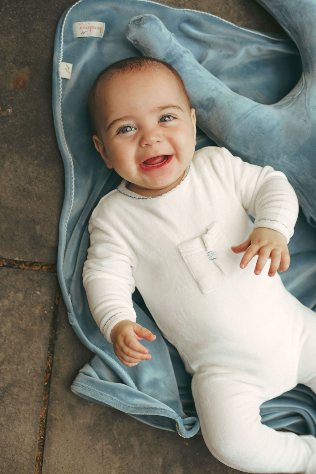 Stitched Velour Blanket-White & Blue