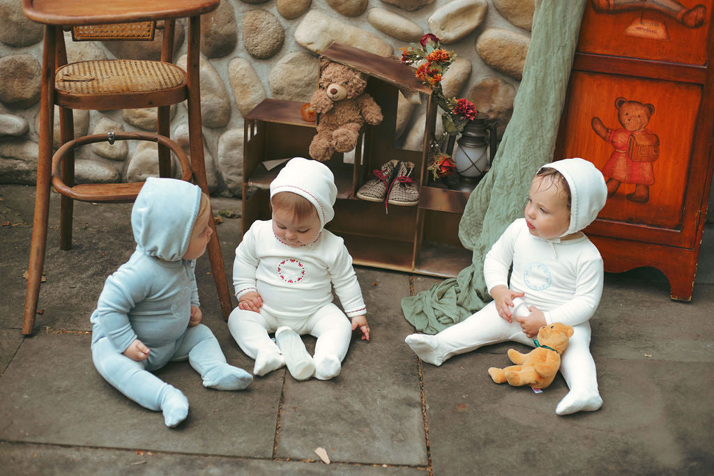 Bow Velour Footie-White & Blue
